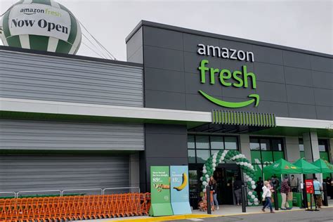 <b>Amazon</b> <b>Fresh</b> Bellevue will be <b>open</b> to all customers every day from 7 a. . Amazon fresh coon rapids opening date